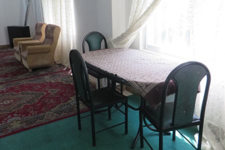 سوئیت حیاط دار در جاده دیلمان - مهربن