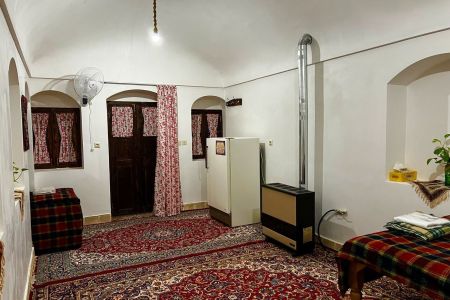 رزرو بوم گردی در میمه - وزوان - اتاق ۱۸ متری