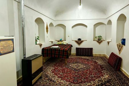 رزرو بوم گردی در میمه - وزوان - اتاق ۱۸ متری