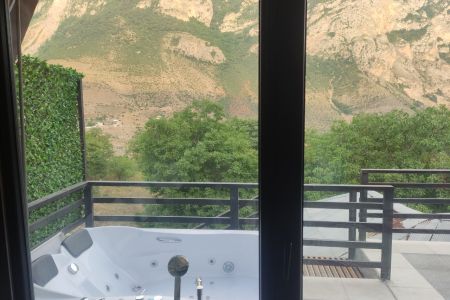 رزرو کلبه سوئیسی جکوزی دار در پل سفید - دهخدا