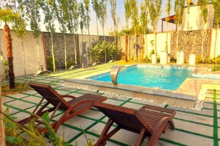 ویلا استخردار در رودهن - خورین