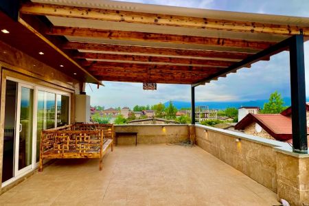 اجاره خانه تراس دار در متل قو - اسبچین