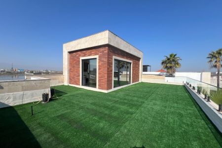 ویلا تریبلکس استخردار با بام دلباز در محمودآباد
