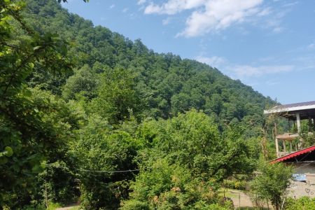 خانه در جاده اسالم - گیجاو - لب رودخانه