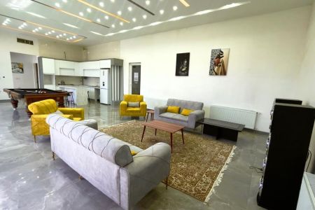 اجاره ویلا استخردار در چهارباغ - قاسم آباد گرجی