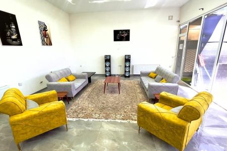 اجاره ویلا استخردار در چهارباغ - قاسم آباد گرجی