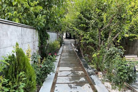 ویلا استخردار در ساوجبلاغ - عباس آباد بزرگ