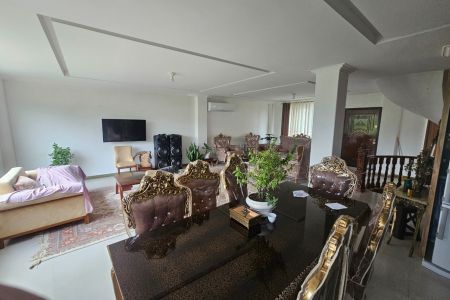 اجاره ویلا سه طبقه در سراوان - رو به جنگل