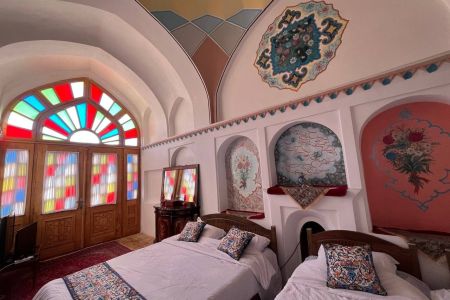 بوم گردی تاریخی در ساوه - اتاق مینا