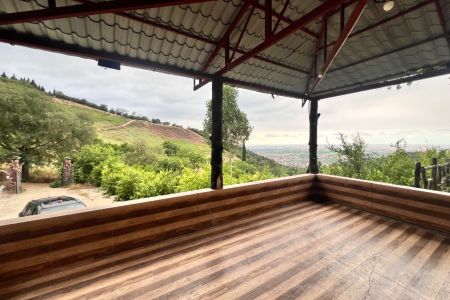 کلبه جنگلی در بهشهر با چشم انداز زیبا