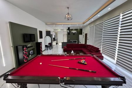 ویلا استخردار در چهارباغ - آغچه حصار