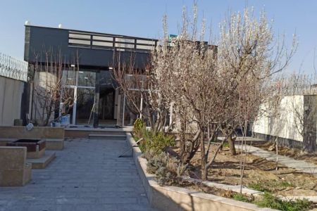 ویلا دوبلکس استخردار در چهارباغ - ابراهیم آباد
