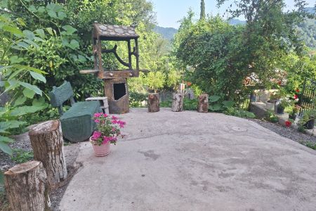 کلبه دوبلکس چوبی در طاسکوه