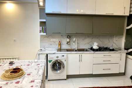خانه تراس دار تهران - جنت آباد شمالی - ط سوم