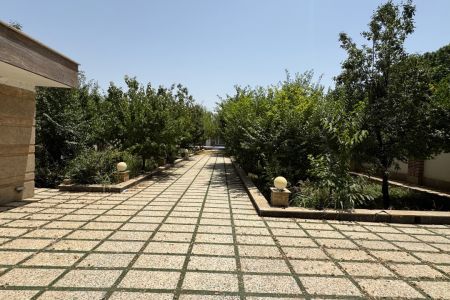 اجاره ویلا استخردار در چهارباغ