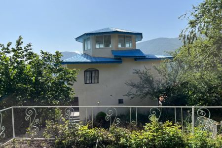 خانه ویلایی با بهارخواب در جواهرده - سلمل