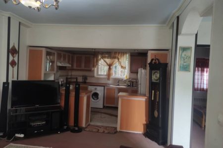 سوئیت حیاط دار در کلاردشت - حسنکیف