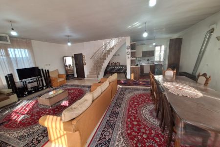 اجاره ویلا دوبلکس استخردار در چهارباغ