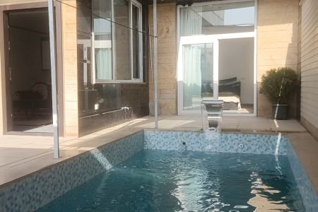 اجاره ویلا استخردار در چهارباغ - قاسم گرجی