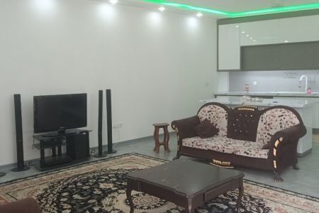 اجاره ویلا استخردار در چهارباغ - قاسم گرجی
