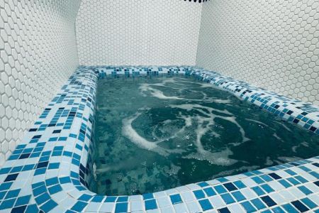 کلبه سوئیسی جکوزی دار در سرخرود - درویش آباد