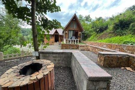 Forest Wooden Cabin in Lahijan - Chehel Sotoon