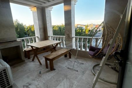ویلا با استخر و جکوزی در کیش - نوبنیاد