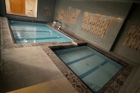 ویلا با استخر و جکوزی در کیش - نوبنیاد