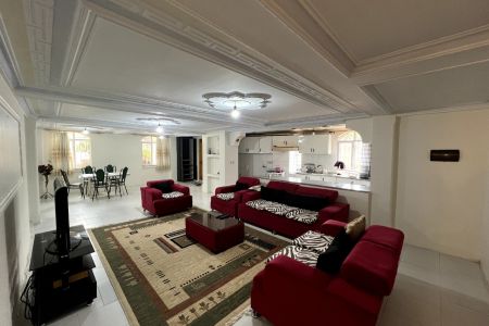 خانه حیاط دار در کلاردشت - لاهو - طبقه همکف