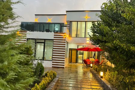 ویلا دوبلکس استخردار در چهارباغ - لشگرآباد