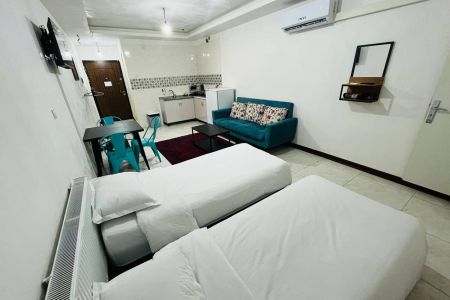 سوئیت نزدیک بیمارستان فرهیختگان تهران - ۵۰ متری