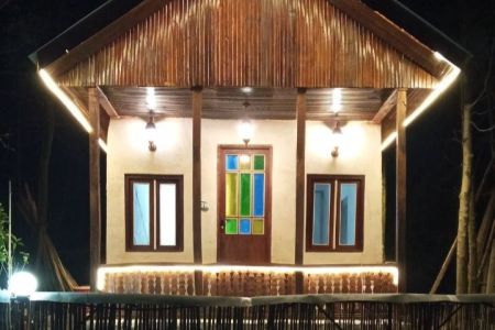 کلبه با نمای کاهگلی در لاهیجان - گلرودبار