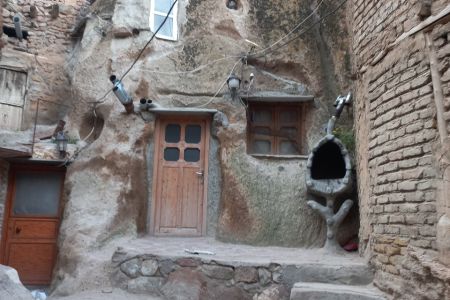 اجاره سوئیت سنتی در روستا صخره ای کندوان