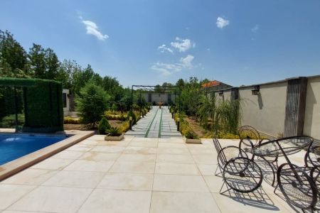 اجاره ویلا استخردار در چهارباغ - عرب آباد خسروی