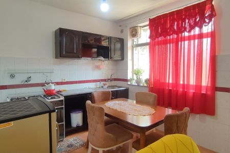 اجاره سوئیت حیاط دار در رشت - بلوار امام خمینی
