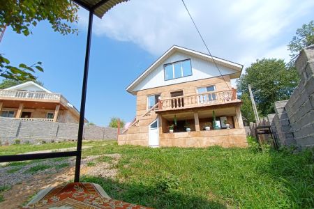 سوئیت جنگلی در زیارتگاه سیاهکل - همکف