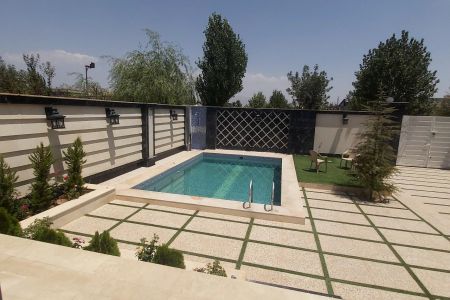اجاره ویلا استخردار در چهارباغ - ملک آباد
