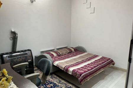 Renting a furnished house in Kashan