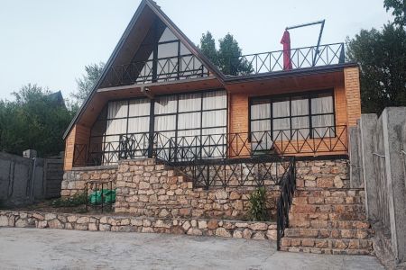 اجاره کلبه سوئیسی در خلیل شهر - سرخ او