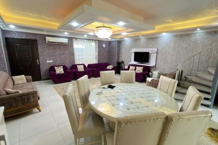 ویلا دوبلکس استخردار در فرح آباد - نبی آباد