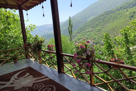 خانه جنگلی در دالخانی - جنت رودبار - طبقه بالا