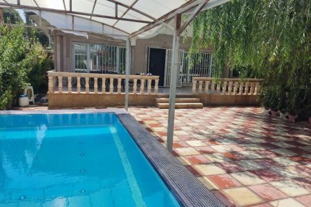 اجاره ویلا استخردار در چهارباغ - آغچه حصار