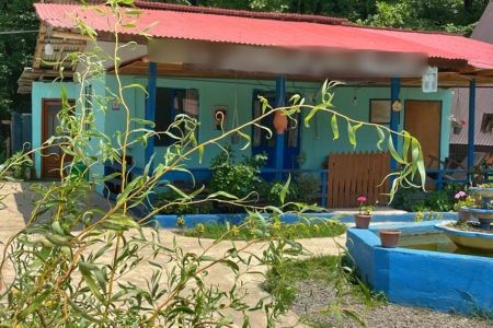 اجاره بوم گردی در لتیین گیسوم - سرخدار