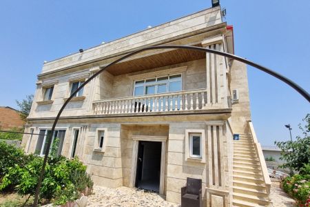 اجاره ویلا استخردار در قائم شهر - هردرود