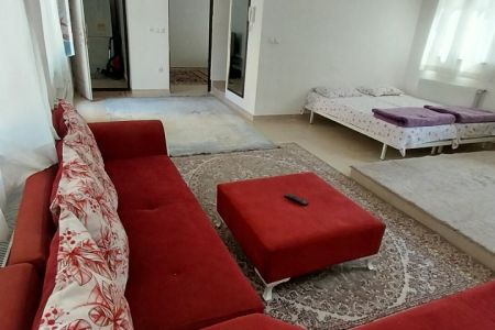 اجاره سوئیت تراس دار در سرعین - طبقه سوم