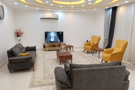 اجاره خانه ویلایی در کاشان - نیاسر - ط ۲