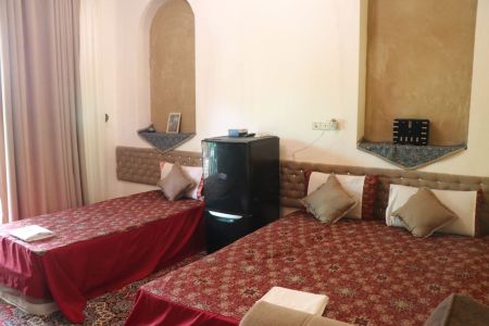 رزرو اقامتگاه بوم گردی در مهریز یزد - سه تخته VIP