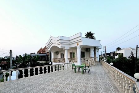 ویلا استخردار در سرخرود - نزدیک شهرک خانه دریا