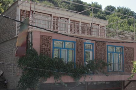اجاره خانه سنتی در پاوه - داریان - طبقه دوم