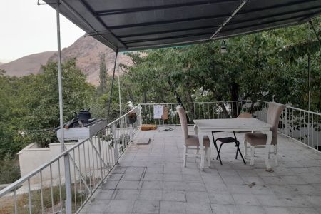 خانه ویلایی با تراس دلباز در تهران - جاده سولقان